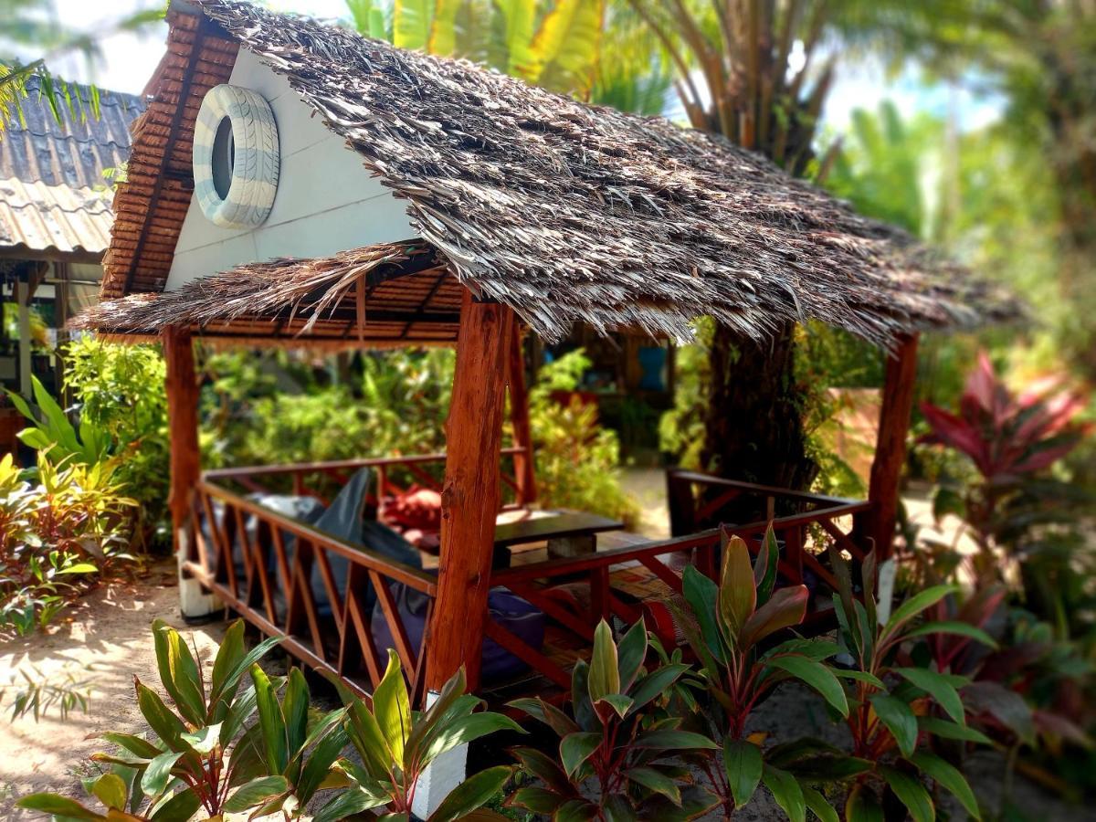 Sabai Sabai Beach Bungalows Ко Паям Екстериор снимка
