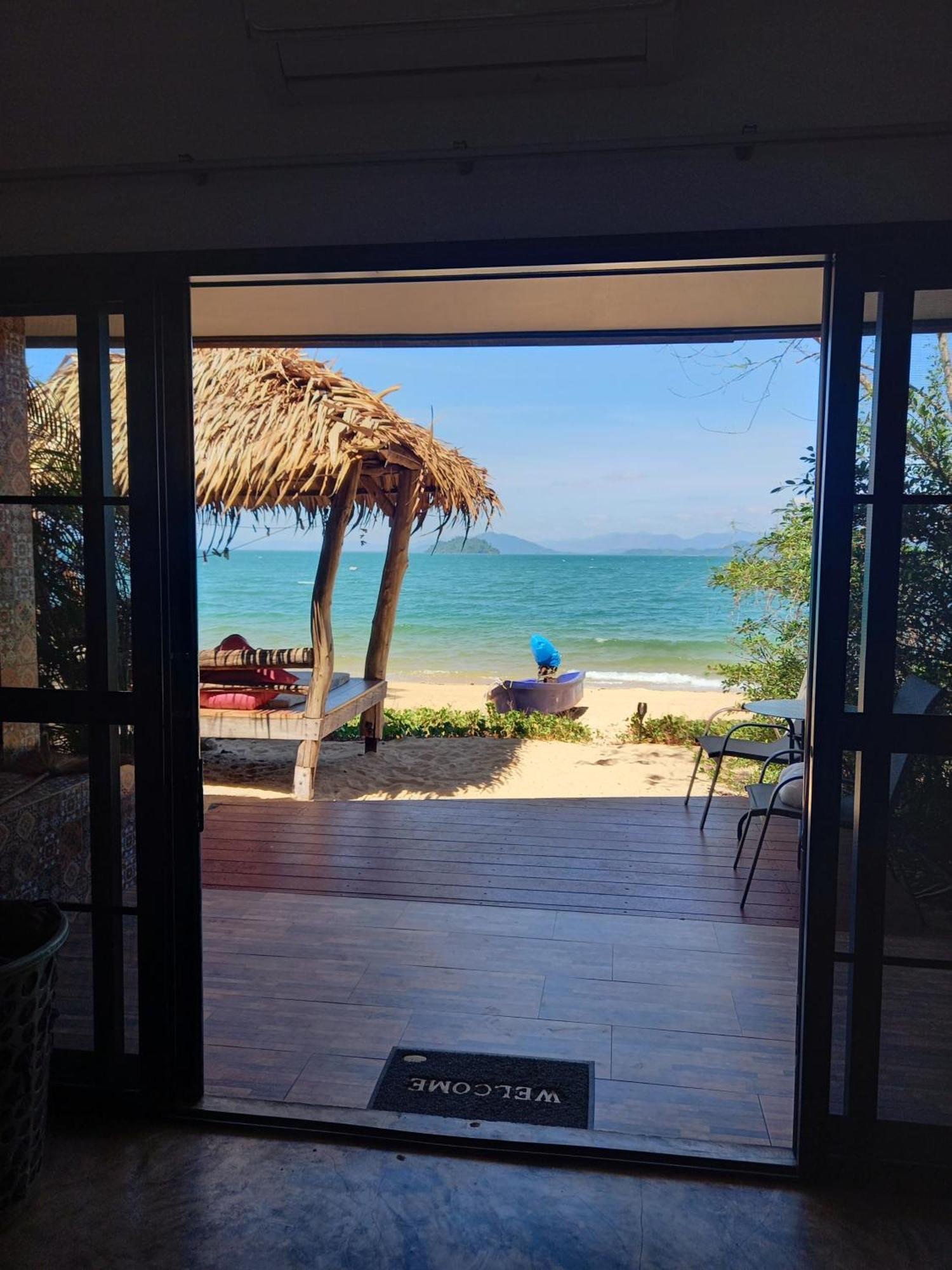 Sabai Sabai Beach Bungalows Ко Паям Стая снимка