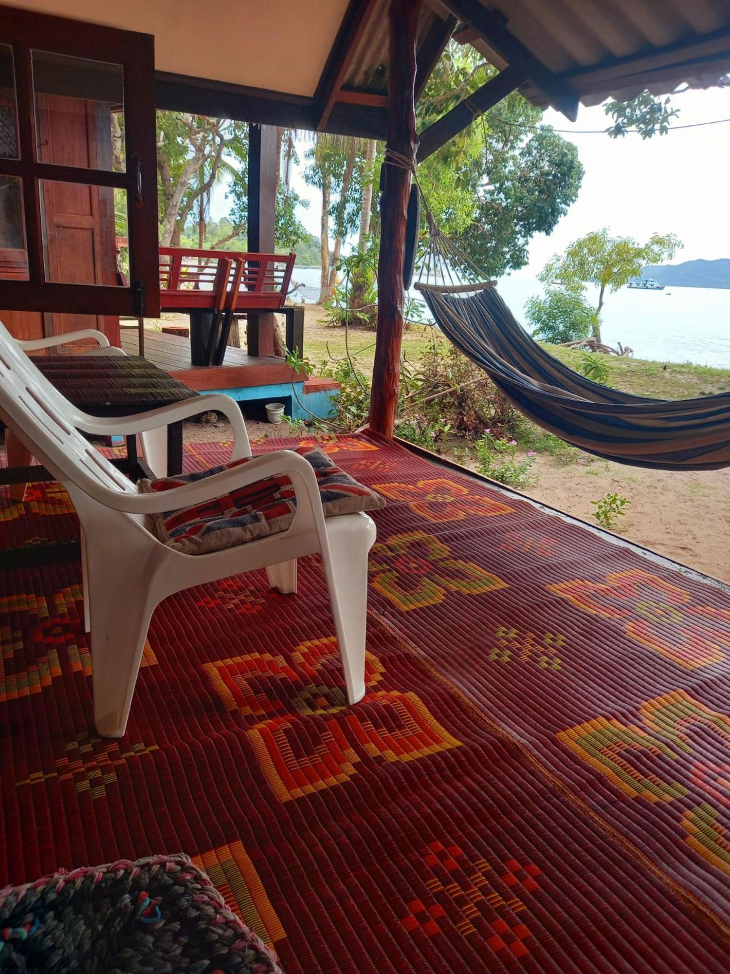 Sabai Sabai Beach Bungalows Ко Паям Стая снимка